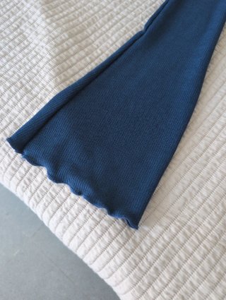 Top Shein manga acampanada azul oscuro