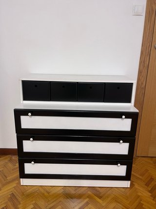Muebles dormitorio: Armario, cómoda y 2 mesillas