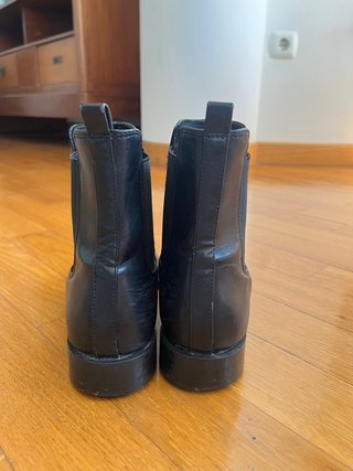 Botines elásticos negros con tacón