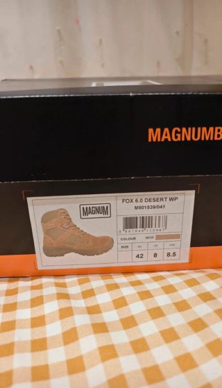 Botas Magnum Fox 6.0 Desert Talla 42