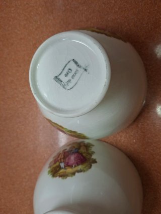 2 Boles Vintage Porcelana Decorados