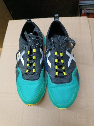 Zapatillas Munich Negras y Turquesa