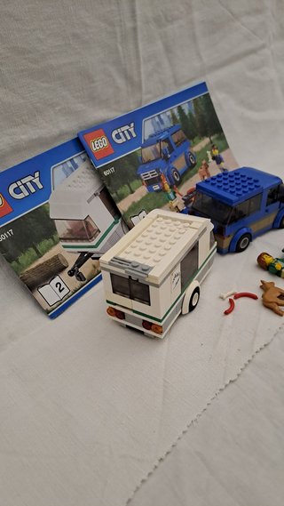 Lego City 60117 - Camper Van