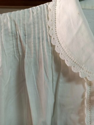 Camisón antiguo de algodón