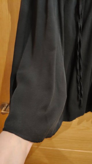 Vestido corto NATURA negro talla M