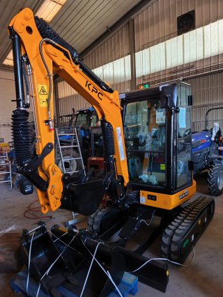 Mini excavadora KPC
