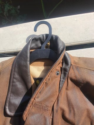 Chaqueta Barbour Bushman A1550 Marrón