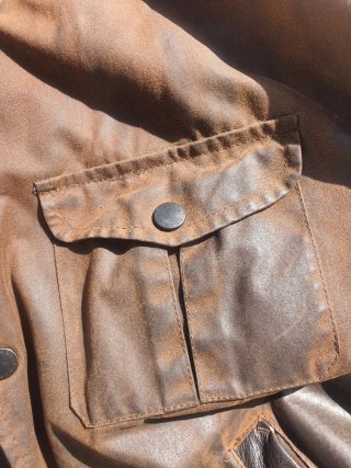 Chaqueta Barbour Bushman A1550 Marrón