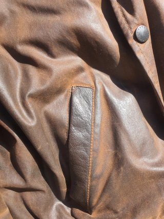 Chaqueta Barbour Bushman A1550 Marrón