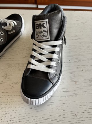 Zapatillas British Knights grises y negras