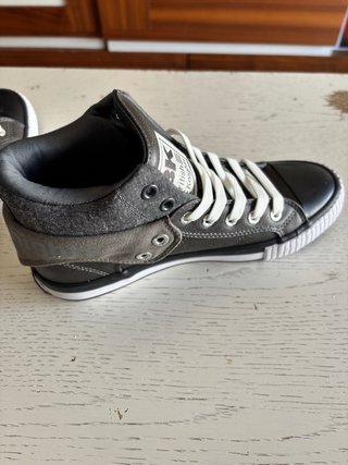 Zapatillas British Knights grises y negras