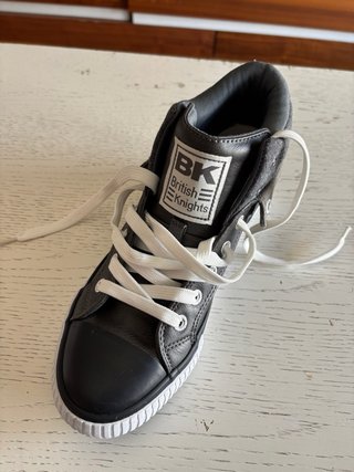 Zapatillas British Knights grises y negras