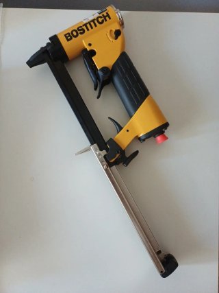 Grapadora Industrial BOSTITCH