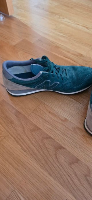 Zapatillas New Balance Teal y Gris