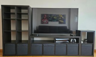 Mueble TV modular negro y marrón