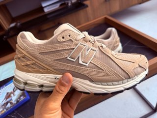 New Balance 1906R Talla 42 Beige
