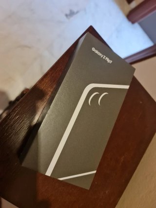 Samsung Z Flip 7 Nuevo a Estrenar