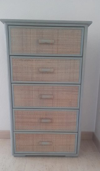 Cala de finestrat.Cajonera de Rattan y Madera