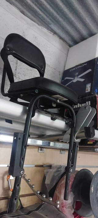 Asiento de bicicleta negro para niños acolchado