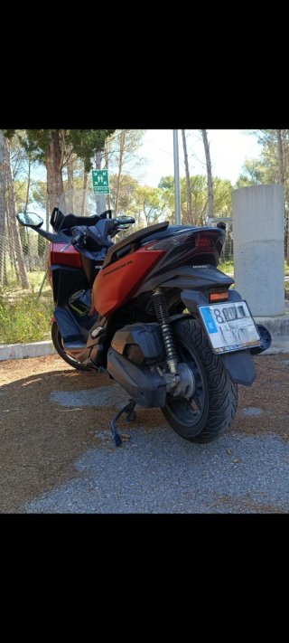 Honda Forza 125.