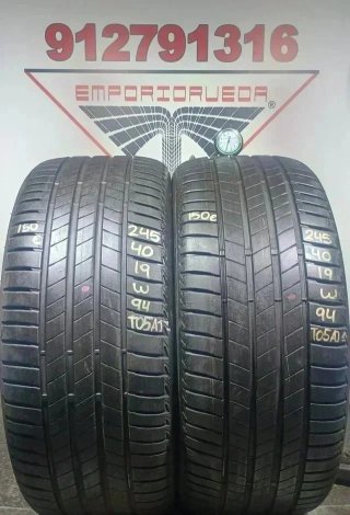 4UD 245 40 19 W BRIDGESTONE RUEDA AL 90% DE VIDA