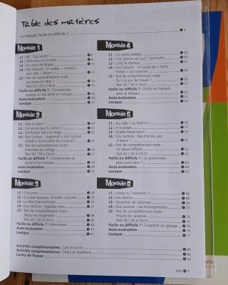3 Libros de texto francés A1 Essentiel  Méthode fr