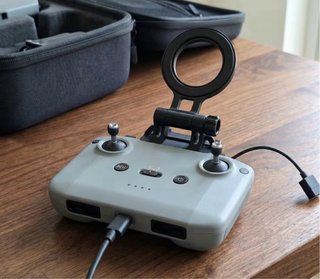 Soporte para móvil DJI