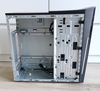 Caja ATX Mini Torre Acer