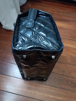 Bolso charol Pepe Jeans negro