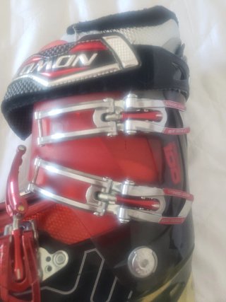 Botas de Esquí Salomon Negras y Rojas 26.5cm