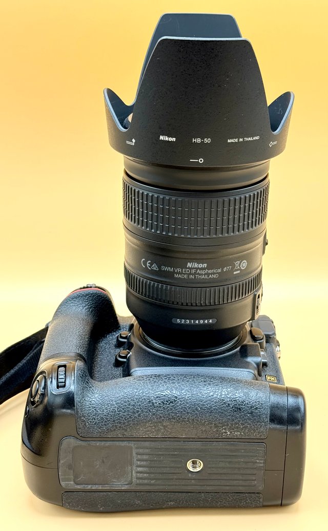 Nikon D850 + Obiettivo 28-300mm VR