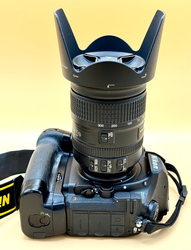 Nikon D850 + Obiettivo 28-300mm VR