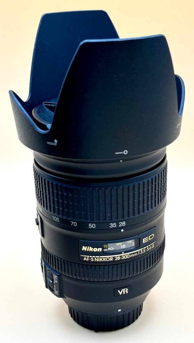 Nikon D850 + Obiettivo 28-300mm VR