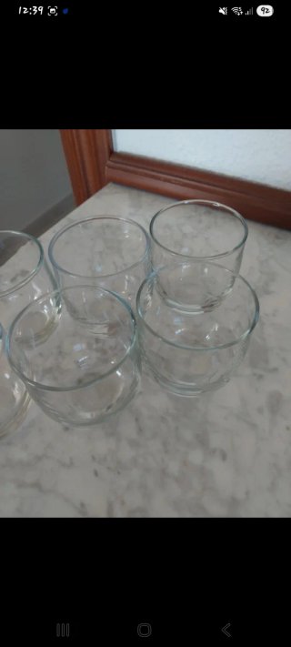 6 Bicchieri di Vetro Trasparenti