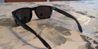 Gafas de sol negras