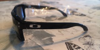 Gafas de sol negras