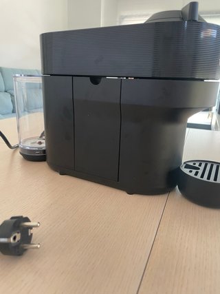 Cafetera Nespresso Vertuo Negra
