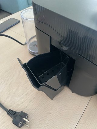 Cafetera Nespresso Vertuo Negra