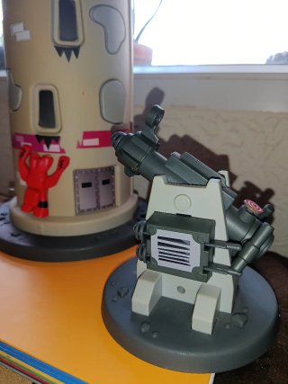 Faro Mutant Buster Torre Juguete