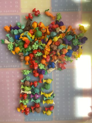 130 Stikeez Colección