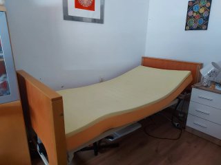 Cama articulada madera y metal