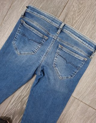 Pantalones vaqueros Diesel