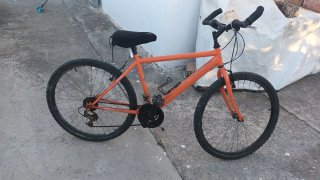 Bicicleta MTB Naranja