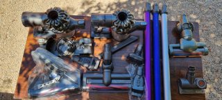2 Aspiradoras Dyson V6 para configurar