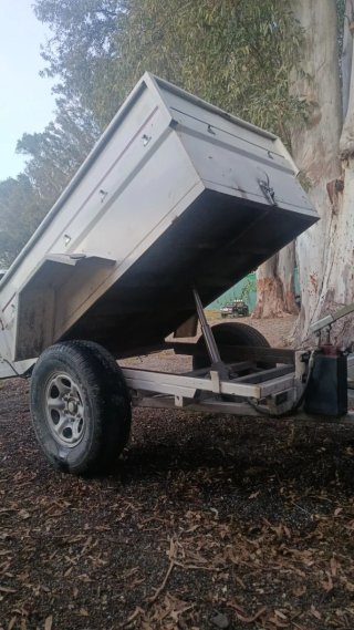 Alquiler Remolque basculante hidráulico 4x4