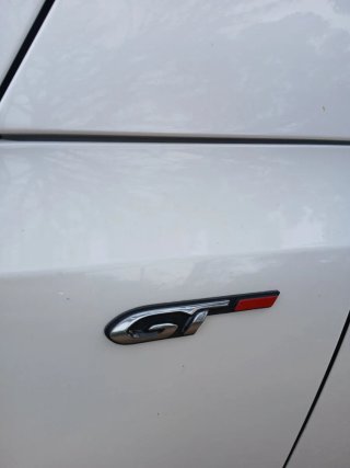 Peugeot 308 2015