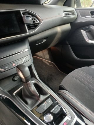 Peugeot 308 2015