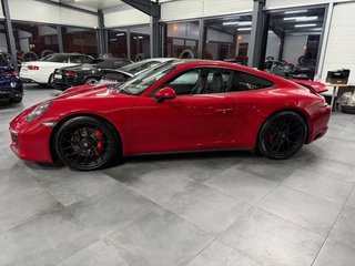Porsche 911 Porsche 911 Carrera 4 GTS