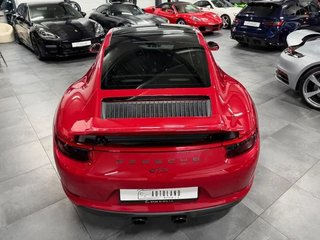 Porsche 911 Porsche 911 Carrera 4 GTS