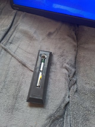 Televisión Toshiba  sin patas